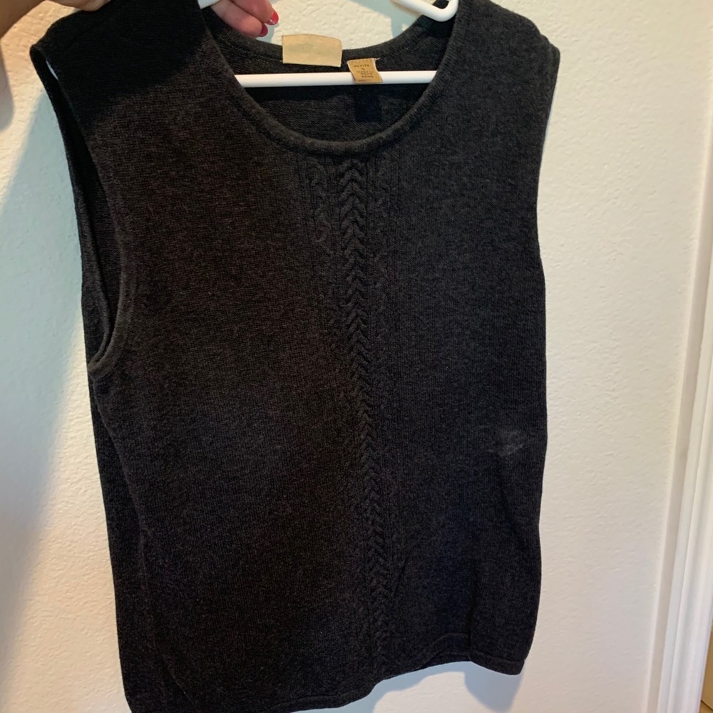 Knitted sweater tank